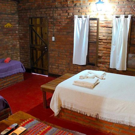 Cabanas Soltame Carnaval Puerto Iguazu Bagian luar foto