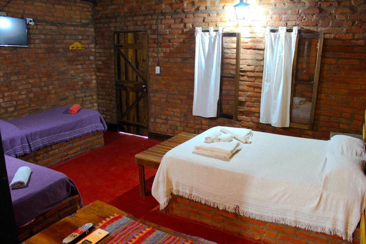 Cabanas Soltame Carnaval Puerto Iguazu Bagian luar foto