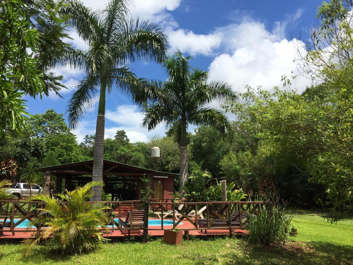 Cabanas Soltame Carnaval Puerto Iguazu Bagian luar foto